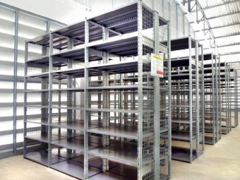 Kệ sắt V lỗ thanh lý hàng mới đến 99% với giá cực ưu đãi