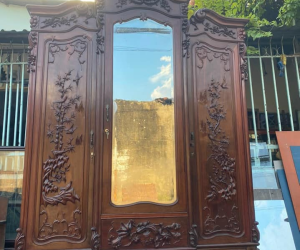 THU MUA TỦ QUẦN ÁO XƯA CŨ
